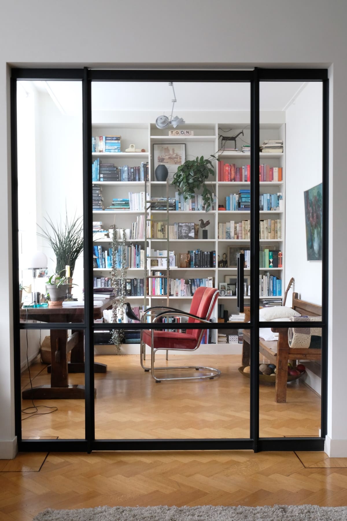 interieurontwerp-interieurstyling-werkkamer-boekenkast-stalen-deuren-utrecht interieurontwerp-interieurstyling-werkkamer-boekenkast-stalen-deuren-utrecht